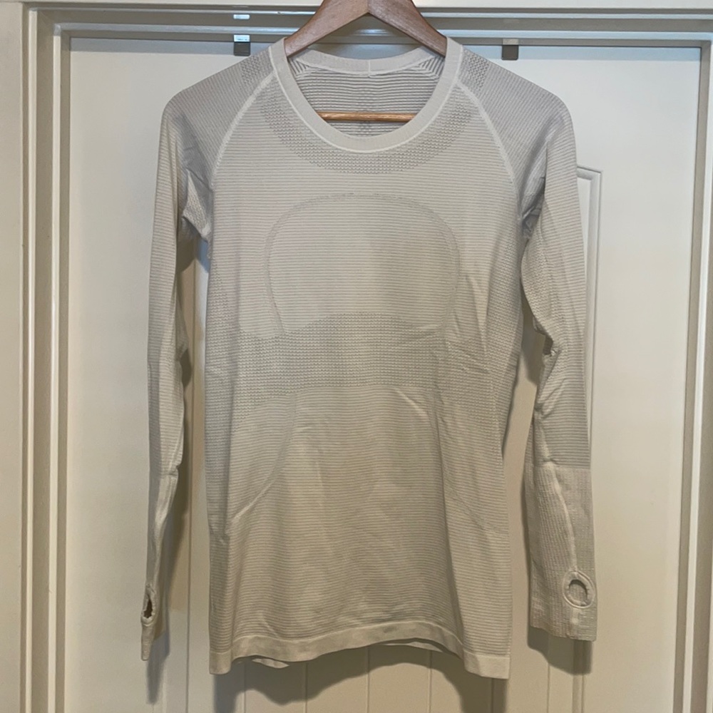 Lululemon Swiftly Tech Long Sleeve